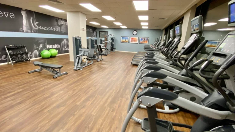 Hotel Gym Drury Plaza